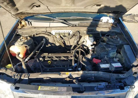 2012 Ford Escape Xlt z USA, uszkodzony, nr VIN 1FMCU9D74CKC73735